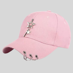 K-pop - Gorra ajustada metálica con cadena.