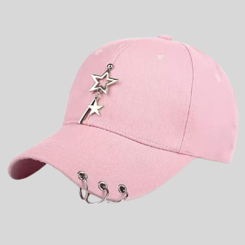 K-pop - Gorra ajustada metálica con cadena.