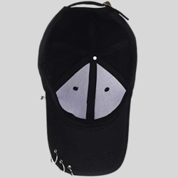 K-pop - Gorra ajustada metálica con cadena.